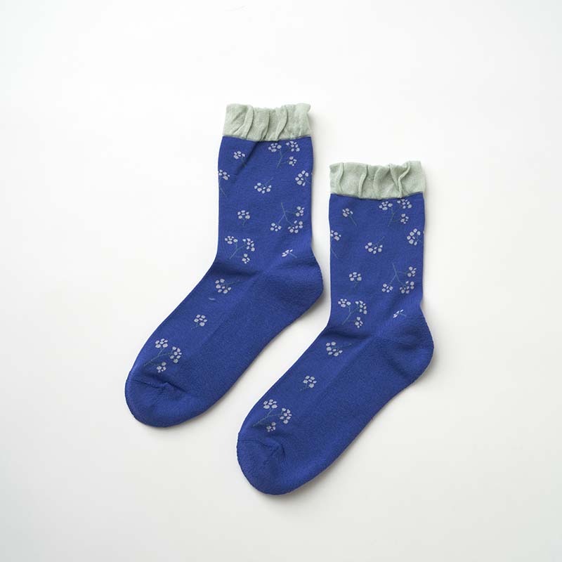 from F harsokukka カスミソウ クルーソックス/BL